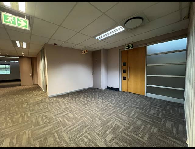 509M² OFFICE TO LET IN HIGHVELD